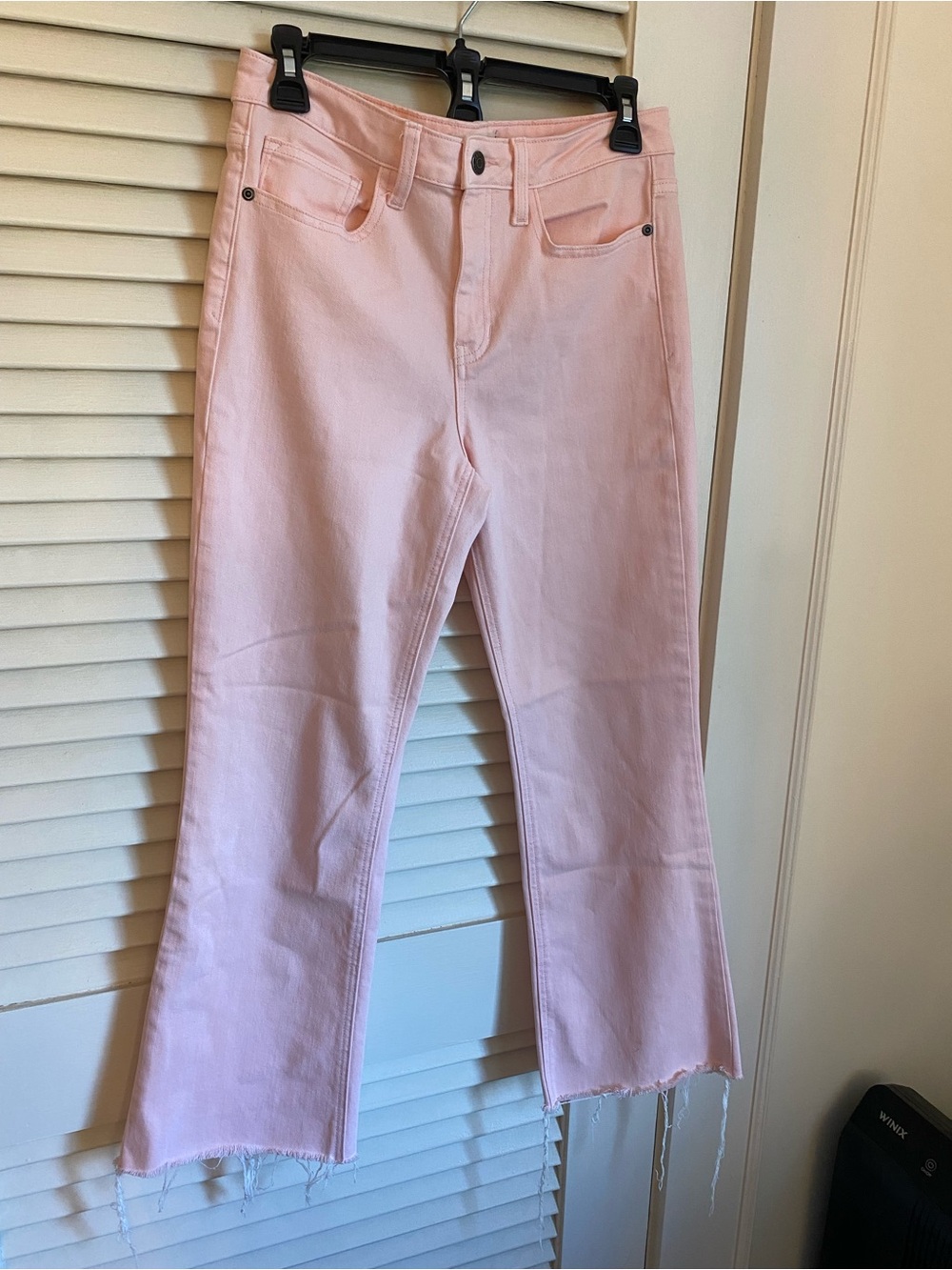 Harper Light Pink High Rise Kick Crop Raw-Hem Jeans - Picture 4 of 6